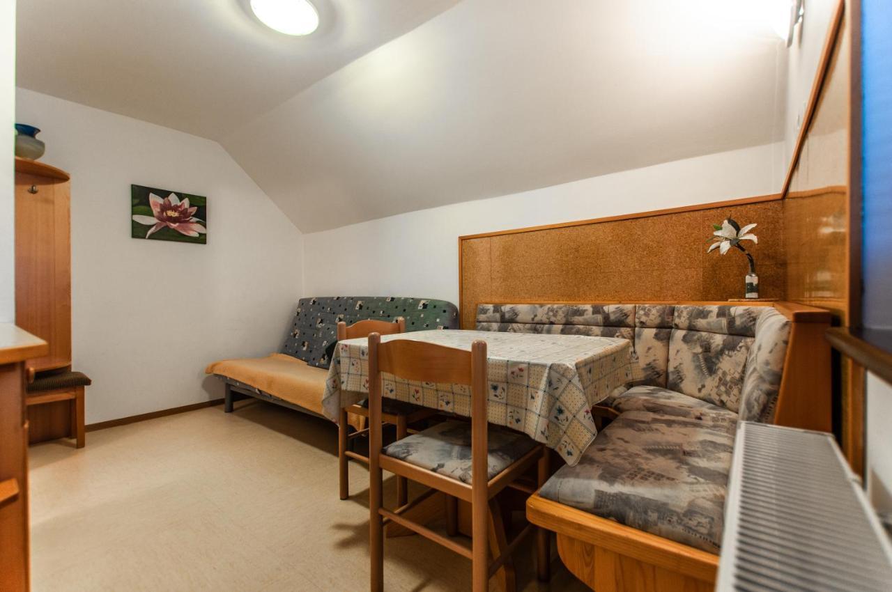 Apartment Ticar Bohinj Buitenkant foto