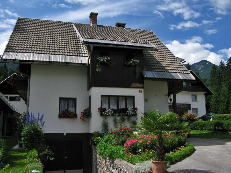 Apartment Ticar Bohinj Buitenkant foto